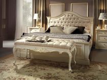 classic style double bed BEATRICE Onlywood SRL