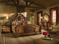 classic style double bed ACASA  MICHAEL AMINI