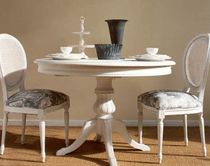 classic style round table CAMILLE JCB INT&Eacute;RIEURS
