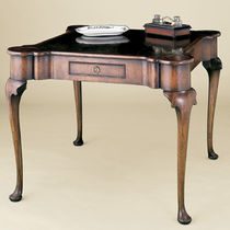 classic style table QUEEN ANNE GAME  Lee Jofa