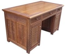 classic style writing desk RNT 223 rukotvorine