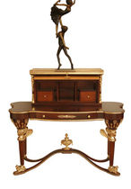 classic style writing desk 1768 Mice Versailles