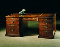 classic style writing desk 2063 Arthur Brett