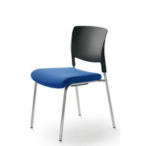 commercial chair MATCHPOINT by Martin Ballendat DAUPHIN