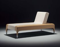 commercial long chair LIBRA : LIB 3 MOHDO