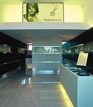commercial low display case  REBECCA ESSEMME