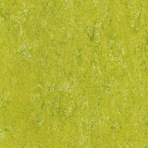 commercial natural linoleum flooring (GUT-certified, low VOC emissions) 121-132 LIME GREEN Armstrong DLW