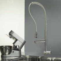 commercial single handle mixer tap with pull out spray for kitchen SPRINGY Webert