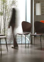 commercial stacking chair  ASIM&Eacute;TRICA by Carlos Ferrater Alis