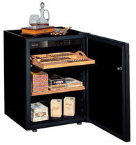 commercial cigar display case CC064 Eurocave