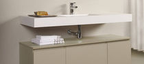 contemporary bathroom ZERO: TACTO CAM EL Y TACTO B LANCO Dica