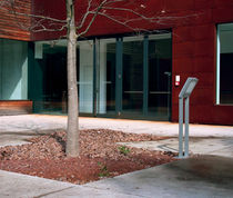contemporary bollard light for public spaces SNODA by Matteo Fiore  Mizar
