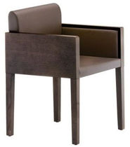 contemporary bridge armchair BOX 742 PEDRALI