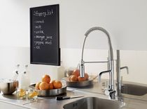 contemporary compact kitchen  AG MONTEIRO
