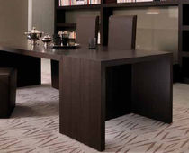 contemporary dining table LE PAUSE mobileffe