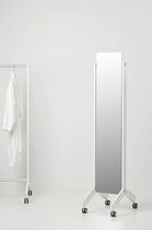 contemporary floor mirror ROUND20 by Robert Bronwasser Cascando