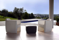contemporary garden bridge armchair TRANSLATION by Alain Gilles Qui est Paul