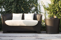 contemporary garden side table AGOR&Agrave;  Atmosphera