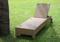 contemporary garden sun lounger with casters TF 0971 Nature Corners Co.,Ltd.
