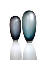 contemporary glass vase YOKI: IKA TSUNAMI GLASSWORKS