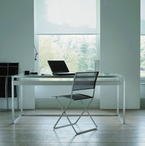 contemporary glass writing desk CONTOURS by Didier Gomez Ligne Roset France