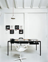 contemporary glass writing desk HELSINKI by Caronni & Bonanomi DESALTO spa