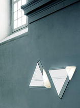 contemporary illuminated mirror LIFE by Nanda Vigo GLAS ITALIA