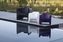 contemporary kids garden armchair MY FIRST TRANSLATION by Alain Gilles Qui est Paul
