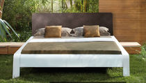 contemporary lacquered double bed LAVALO Nolte
