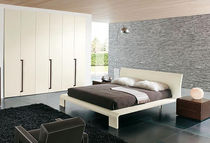contemporary lacquered wardrobe MODERN  Homes