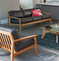 contemporary leather sofa STANLEY by Matthew Hilton case