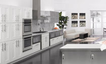contemporary matt lacquer kitchen BENTWOOD CUSTOM  bentwood Luxury Kitchens