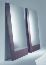 contemporary mirror BD 02 by Bartoli LAURAMERONI