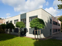contemporary modular prefab building for medical use EJK DUISBURG, FAHRNER STRASSE Bolle