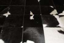 contemporary motif rug in leather BERLIN Santelmo design
