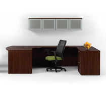contemporary office desk ARISTOTLE&trade; KI