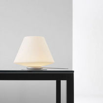 contemporary plexiglas&reg; table lamp LASAL by Eduard Samso ABR PRODUCCION