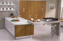 contemporary solid wood kitchen (bamboo) PESQUERA BLOCK
