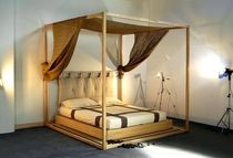 contemporary solid wood canopy double bed YASUMI Cinius