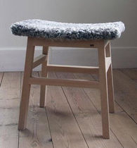 contemporary solid wood stool ENDRE G.A.D