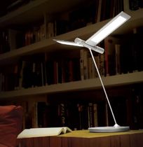 contemporary table lamp (LED) SEAGULL QisDesign