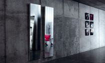contemporary wall mirror NUDE by Annemie Vanzieleghem Reflect +