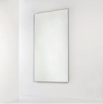 contemporary wall mirror LISTON by Pelikan & Co van Esch bv