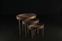 contemporary wood nesting table AM&Oacute;N Planum, Inc.