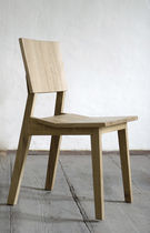 contemporary wooden chair HOCKN P&uuml;hringer GmbH & Co KG