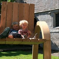 design garden chair in certified wood (FSC-certified) GIANT Tom Raffield