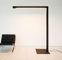 design metal floor lamp HOEK by Jos Devriendt DARK AT NIGHT NV
