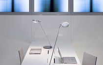 design metal table lamp (adjustable arm) SENTO: TAVOLO Occhio