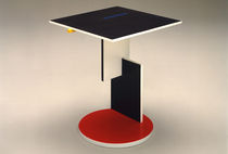 design side table by Gerrit Thomas Rietveld 634 SCHROEDER 1 Cassina