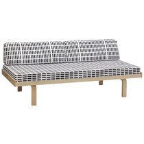 design upholstered bench by Alvar Aalto (scandinavian) 710 Artek